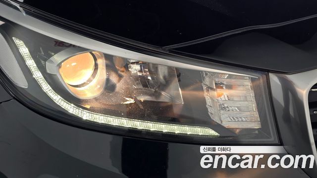 Kia Carnival 9-Seater Prstige 2020 — фото 22
