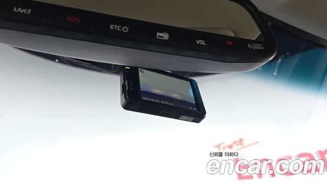 Kia Carnival 9-Seater Prstige 2020 — фото 30