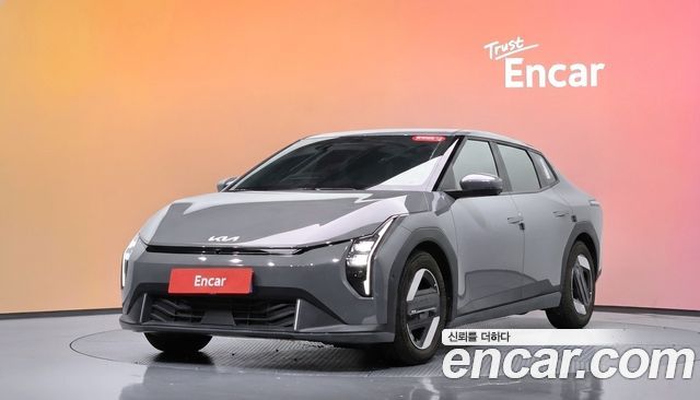 Kia EV4 Long Range 2WD Air 2026 — фото 1