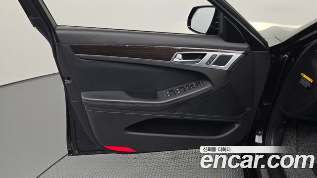 Genesis G80 3.3 GDI Luxury 2019 — фото 24