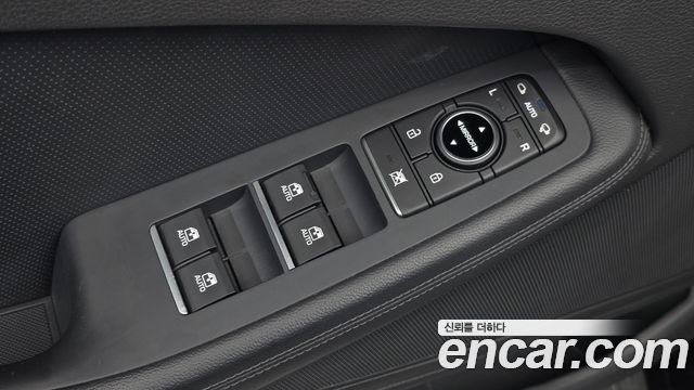 Genesis G80 3.3 GDI Luxury 2019 — фото 28