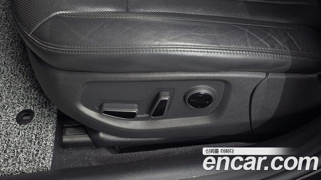 Genesis G80 3.3 GDI Luxury 2019 — фото 30