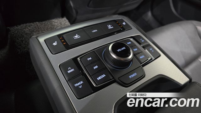 Genesis G80 3.3 GDI Luxury 2019 — фото 32