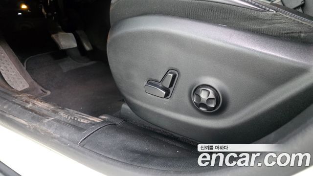 Jeep Cherokee (KL) 2.4 Longitude High AWD 2019 — фото 31