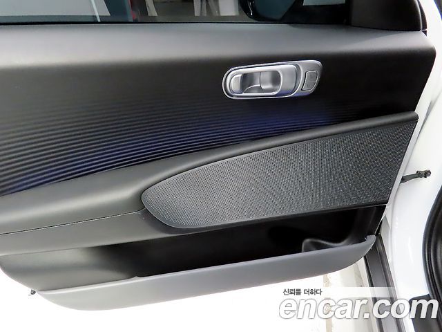 Hyundai Ioniq 6 Long Range Exclusive + 2025 — фото 17