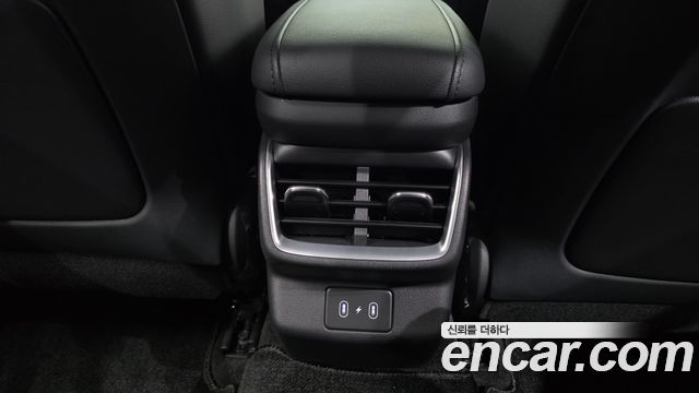 Hyundai Grandeur (GN7) 2,5 Gasoline 2WD Premium 2024 — фото 33