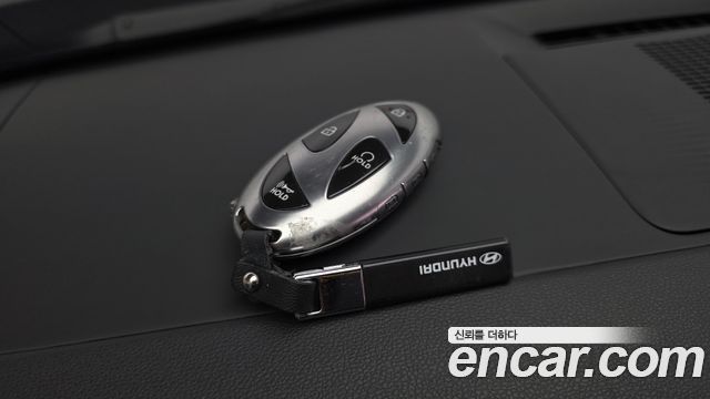 Hyundai Grandeur (GN7) 2,5 Gasoline 2WD Premium 2024 — фото 34