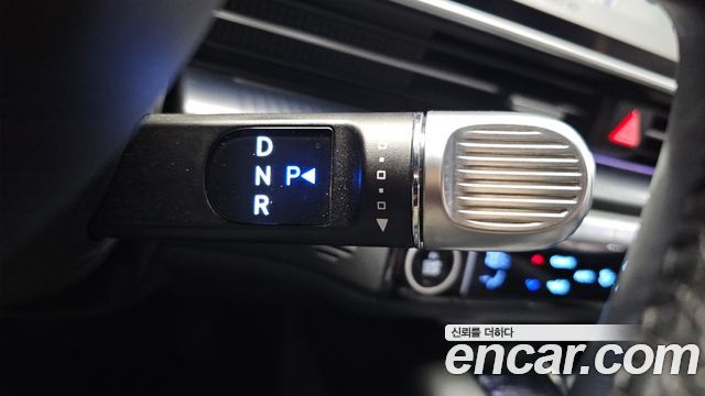 Hyundai Ioniq 6 Long Range Exclusive + 2023 — фото 9