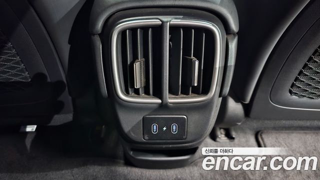 Hyundai Ioniq 6 Long Range Exclusive + 2023 — фото 18