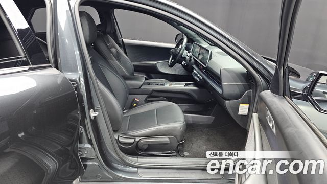 Hyundai Ioniq 6 Long Range Exclusive + 2023 — фото 26