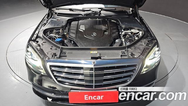 Mercedes-Benz S-Class (W222) S560L 2018 — фото 6