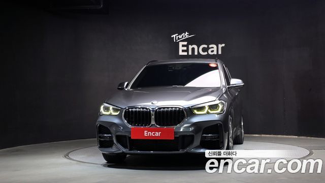 BMW X1 (F48) xDrive 20i M Sport 2022 — фото 3