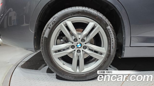 BMW X1 (F48) xDrive 20i M Sport 2022 — фото 5