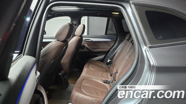 BMW X1 (F48) xDrive 20i M Sport 2022 — фото 12