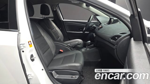 Renault Korea SM3 Neo SE 2019 — фото 26