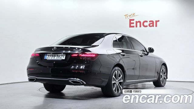 Mercedes-Benz E-Class (W213) E300e 4MATIC Exclusive 2021 — фото 2