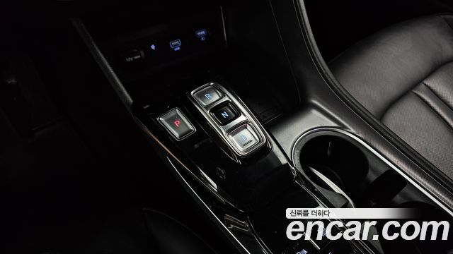 Hyundai Sonata (DN8) 1.6 Turbo Premium Family 2020 — фото 9