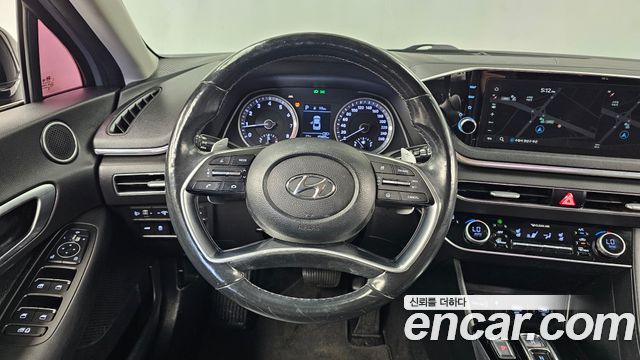 Hyundai Sonata (DN8) 1.6 Turbo Premium Family 2020 — фото 17