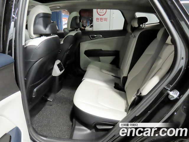 Kia Sportage (V) Gasoline 1.6 Turbo 2WD Signature Gravity 2022 — фото 15