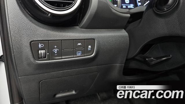 Hyundai Kona Hybrid Modern Special 2020 — фото 15
