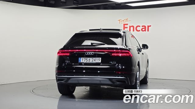 Audi Q8 (4M) 45 TDI Quattro Premium 2023 — фото 4
