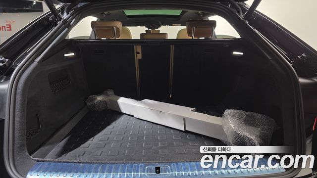 Audi Q8 (4M) 45 TDI Quattro Premium 2023 — фото 16