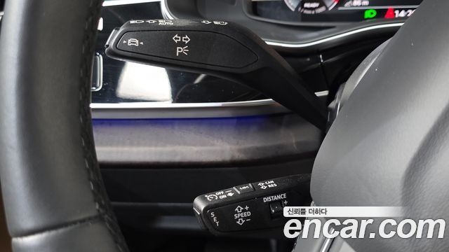 Audi Q8 (4M) 45 TDI Quattro Premium 2023 — фото 19