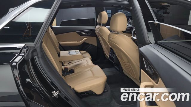 Audi Q8 (4M) 45 TDI Quattro Premium 2023 — фото 30