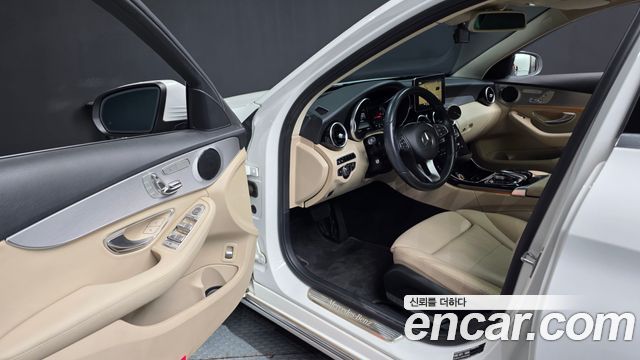 Mercedes-Benz C-Class (W205) C220 d Avantgarde 2016 — фото 10