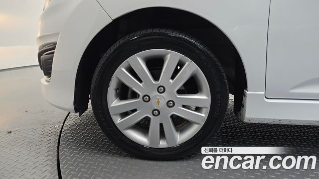 Chevrolet Spark LPG LT Standard 2014 — фото 5