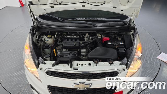 Chevrolet Spark LPG LT Standard 2014 — фото 6