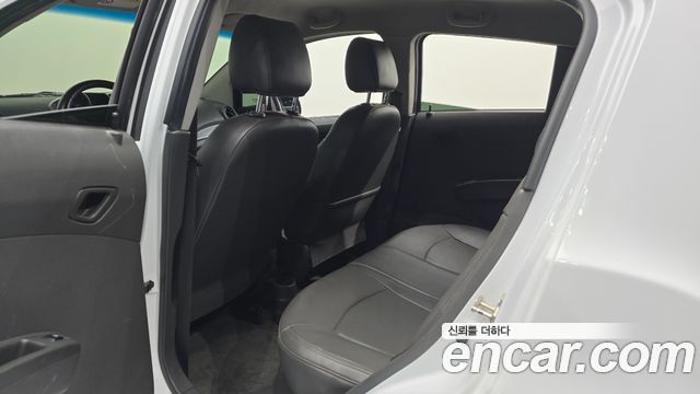 Chevrolet Spark LPG LT Standard 2014 — фото 11