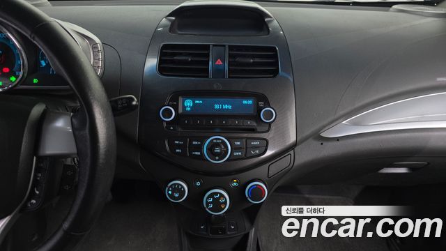 Chevrolet Spark LPG LT Standard 2014 — фото 13
