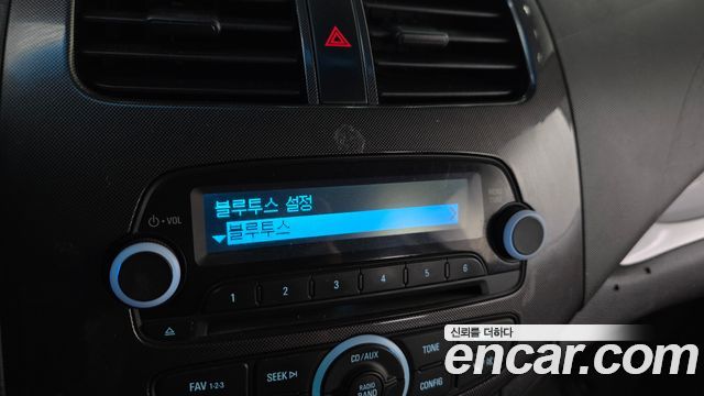 Chevrolet Spark LPG LT Standard 2014 — фото 14