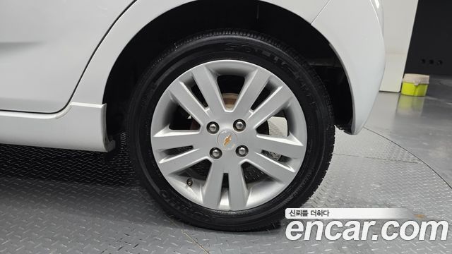 Chevrolet Spark LPG LT Standard 2014 — фото 21
