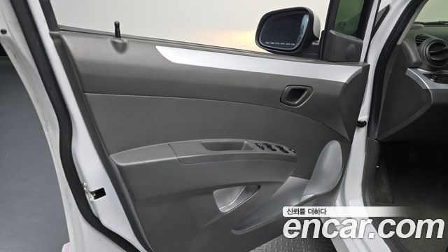 Chevrolet Spark LPG LT Standard 2014 — фото 24