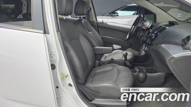 Chevrolet Spark LPG LT Standard 2014 — фото 26