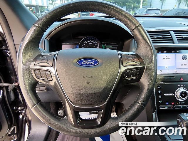 Ford Explorer 3.5 Limited 4WD 5th 2019 — фото 8