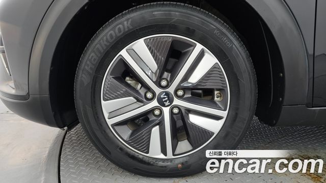 Kia Niro 1.6 HEV Prestige 2020 — фото 5