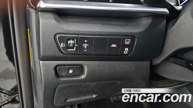 Kia Niro 1.6 HEV Prestige 2020 — фото 18