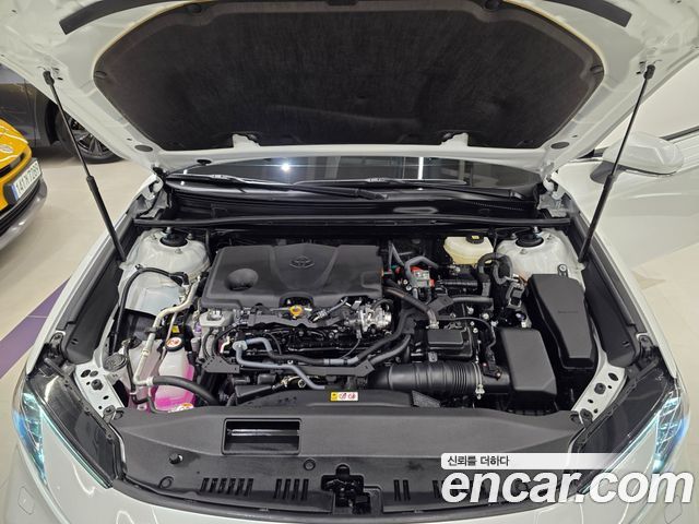 Toyota Camry (XV80) 2.5 XLE Hybrid 2025 — фото 6