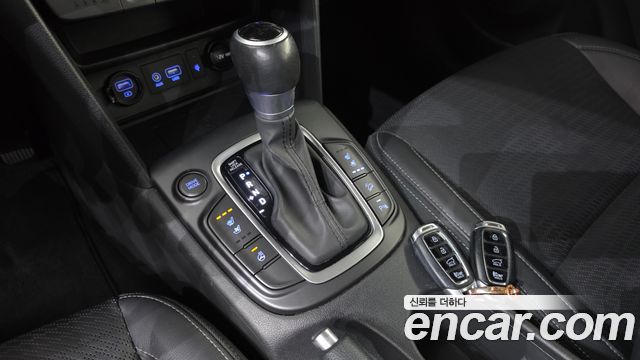 Hyundai Kona 1.6 Turbo 2WD Premium 2019 — фото 9