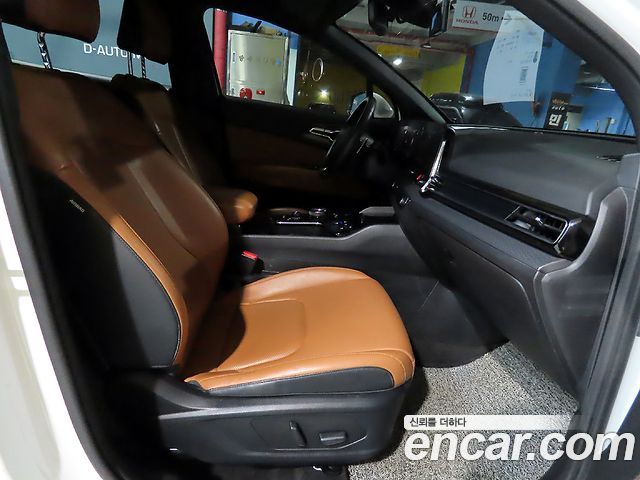 Kia Sportage (V) Gasoline 1.6 Turbo 2WD Nobleless 2022 — фото 16