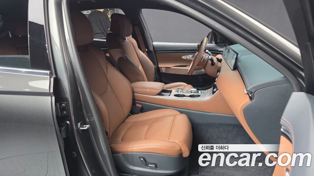 Genesis GV70 2.5T Gasoline AWD 2025 — фото 15