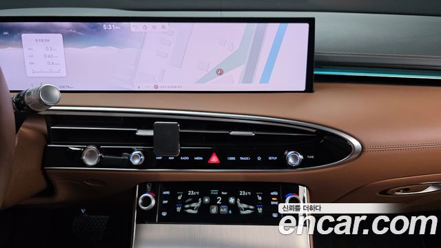Genesis GV70 2.5T Gasoline AWD 2025 — фото 18