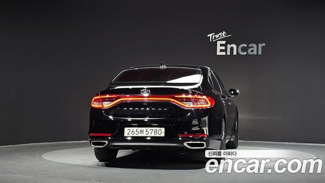 Hyundai Grandeur (IG) 3.0 LPi Modern (Rental Car) 2019 — фото 4