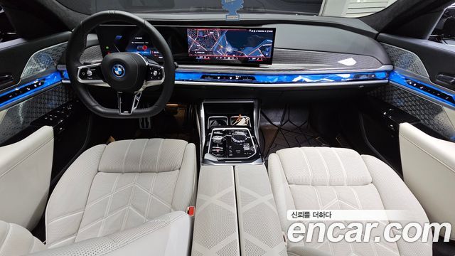 BMW i7 (G70) M70 xDrive M Performance 2025 — фото 7