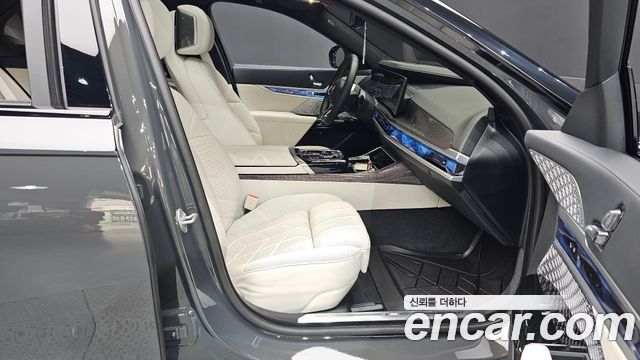 BMW i7 (G70) M70 xDrive M Performance 2025 — фото 26