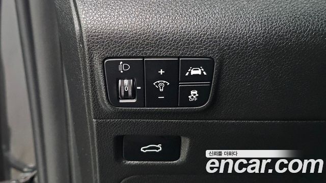 Kia K5 (III) 2.0 Prestige 2021 — фото 18
