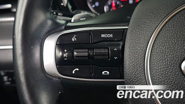 Kia K5 (III) 2.0 Prestige 2021 — фото 19
